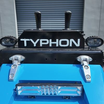 Brand New TYPHON STOMP V900 Mini Track Loader Kubota D1105 25HP Diesel Stand-On Skid Steer EPA / EU Stage V from American Loader — image 35